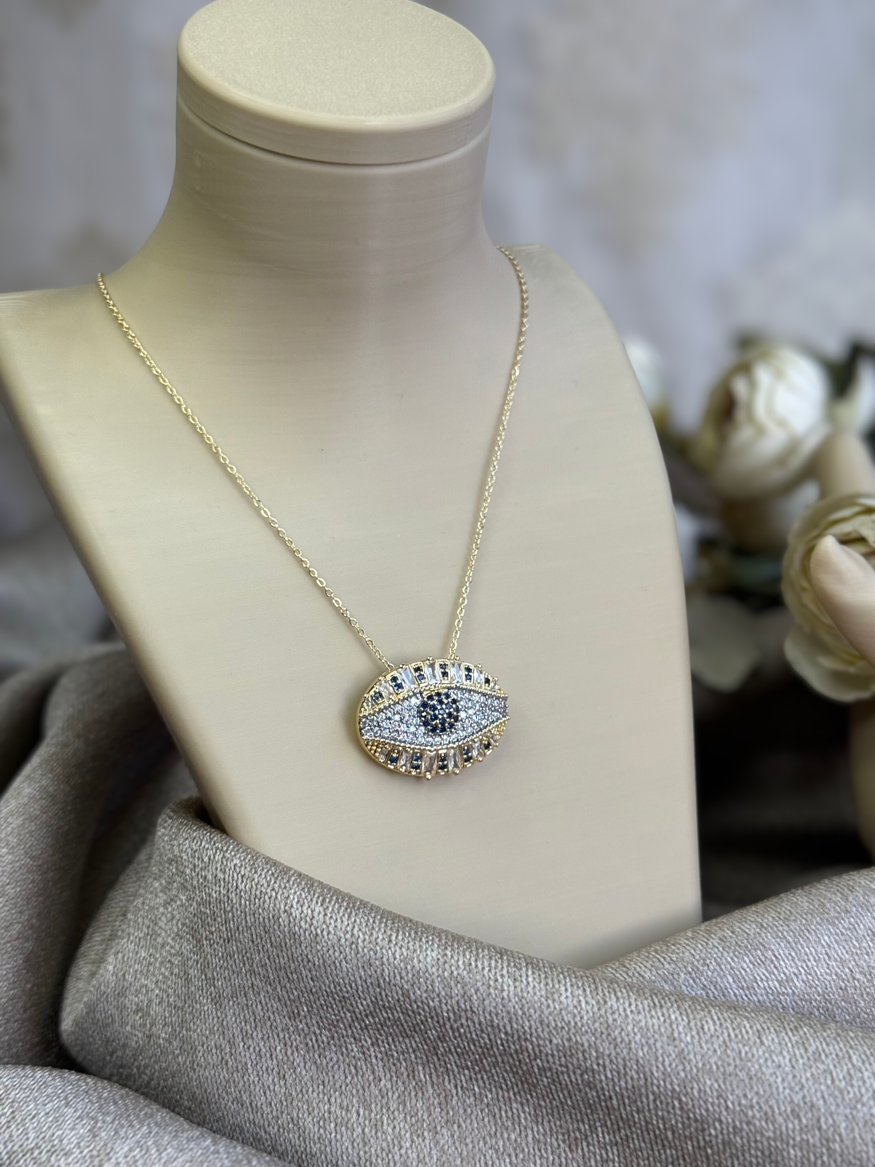 VIP 14K Zirkon Taşlı Göz Model Kolye