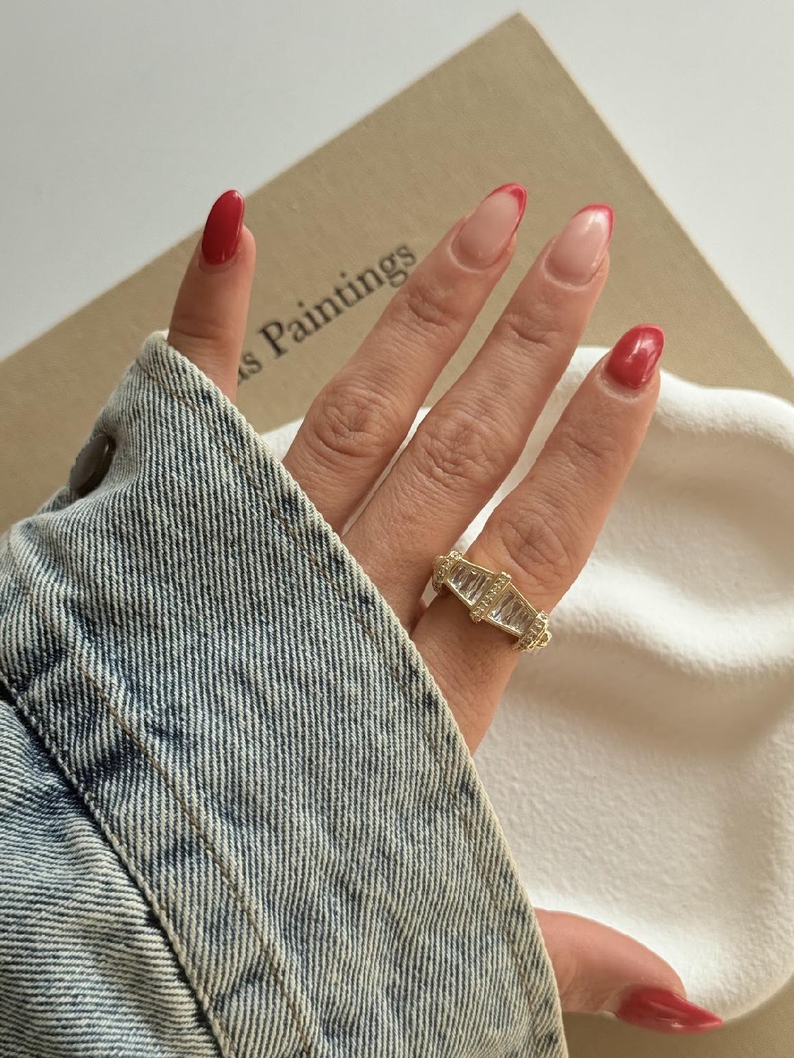 Özel Seri Üçgen Model Yüzük